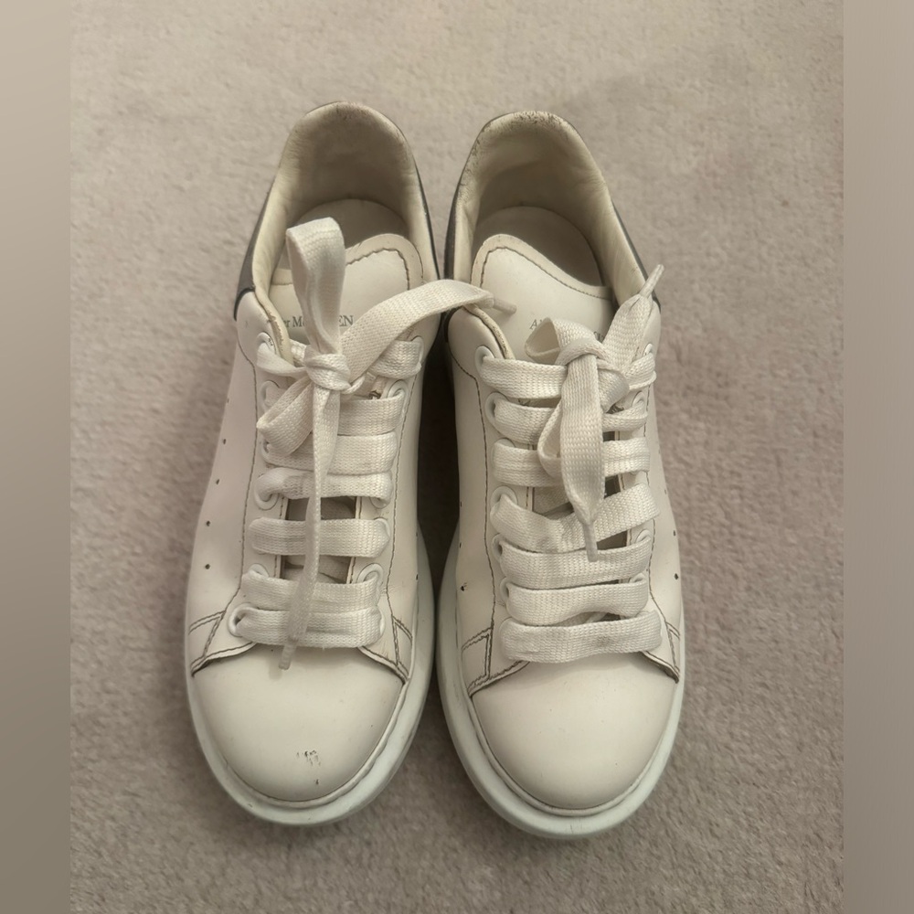 Alexander McQueen Sneakers 6.5